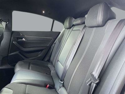 Peugeot 508 BlueHDi 130 S&S GT EAT8 96 kW (130 CV) 12 Peugeot 508 BlueHDi 130 S&S GT EAT8 96 kW (130 CV) 12