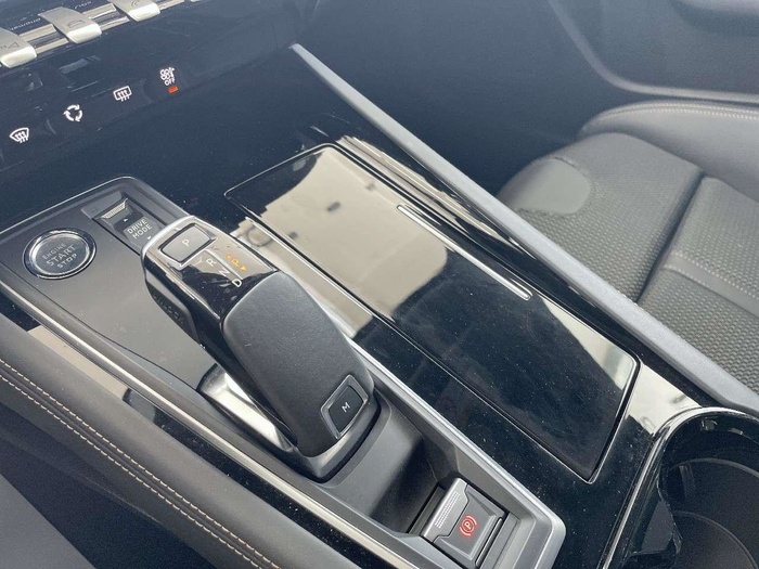 Peugeot 508 BlueHDi 130 S&S GT EAT8 96 kW (130 CV) Vehículo usado en Sevilla Peugeot 508 BlueHDi 130 S&S GT EAT8 96 kW (130 CV) Vehículo usado en Sevilla