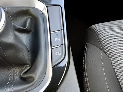 Hyundai i30 1.0 TGDI 48V Klass 74 kW (100 CV) 20 Hyundai i30 1.0 TGDI 48V Klass 74 kW (100 CV) 20