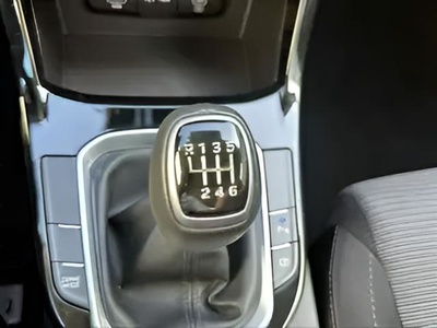 Hyundai i30 1.0 TGDI 48V Klass 74 kW (100 CV) 19 Hyundai i30 1.0 TGDI 48V Klass 74 kW (100 CV) 19