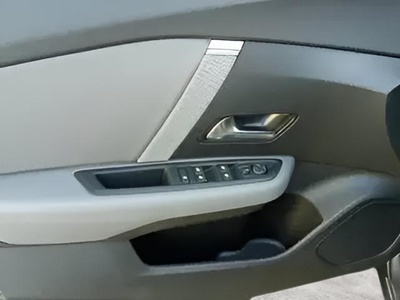 Citroen C4 Collection Hybrid ë-DCS6 107 kW (145 CV) 26 Citroen C4 Collection Hybrid ë-DCS6 107 kW (145 CV) 26