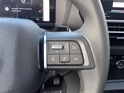 Citroen C4 Collection Hybrid ë-DCS6 107 kW (145 CV) 12 Citroen C4 Collection Hybrid ë-DCS6 107 kW (145 CV) 12