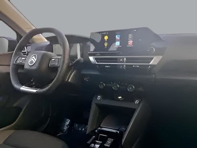 Citroen C4 Hybrid 145 Business Edition e-DCS6 107 kW (145 CV) 17 Citroen C4 Hybrid 145 Business Edition e-DCS6 107 kW (145 CV) 17