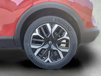 Citroen C4 Hybrid 145 Business Edition e-DCS6 107 kW (145 CV) 11 Citroen C4 Hybrid 145 Business Edition e-DCS6 107 kW (145 CV) 11