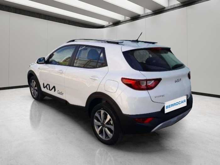 Kia Stonic 1.2 DPi Concept 62 kW (84 CV) Vehículo usado en Sevilla Kia Stonic 1.2 DPi Concept 62 kW (84 CV) Vehículo usado en Sevilla