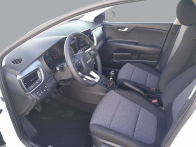 Kia Stonic 1.2 DPi Concept 62 kW (84 CV) 10 Kia Stonic 1.2 DPi Concept 62 kW (84 CV) 10