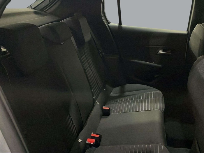 Peugeot 208 PureTech 100 Active 75 kW (100 CV) Vehículo usado en Sevilla Peugeot 208 PureTech 100 Active 75 kW (100 CV) Vehículo usado en Sevilla