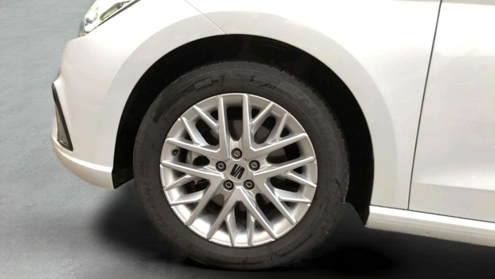 SEAT Ibiza 1.0 TSI S&S FR XS 85 kW (115 CV) Vehículo usado en Sevilla SEAT Ibiza 1.0 TSI S&S FR XS 85 kW (115 CV) Vehículo usado en Sevilla