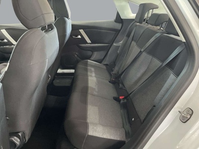 Citroen C4 X PureTech 100 S&S 6v You 75 kW (102 CV) 10 Citroen C4 X PureTech 100 S&S 6v You 75 kW (102 CV) 10