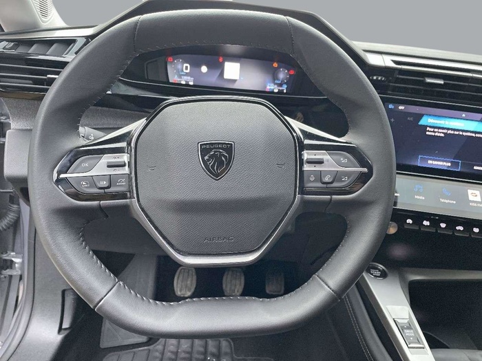 Peugeot 308 PureTech 130 S&S Allure 96 kW (130 CV) Vehículo usado en Sevilla Peugeot 308 PureTech 130 S&S Allure 96 kW (130 CV) Vehículo usado en Sevilla