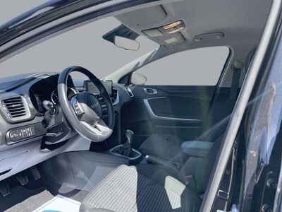 Kia XCeed 1.0 T-GDi Drive 74 kW (100 CV) 8 Kia XCeed 1.0 T-GDi Drive 74 kW (100 CV) 8