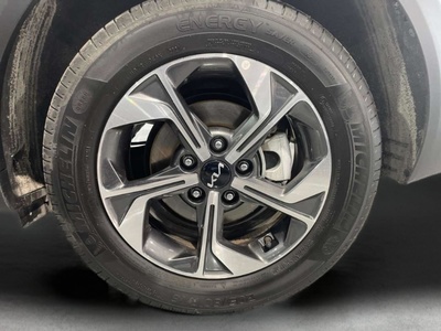 Kia XCeed 1.0 T-GDi Drive 74 kW (100 CV) 16 Kia XCeed 1.0 T-GDi Drive 74 kW (100 CV) 16