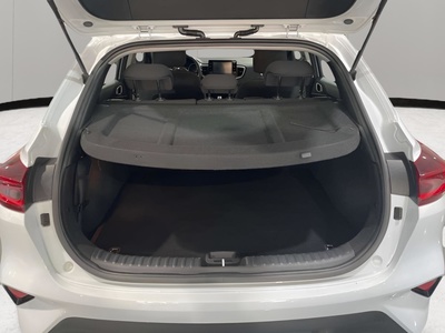 Kia XCeed 1.0 T-GDi Drive 74 kW (100 CV) 7 Kia XCeed 1.0 T-GDi Drive 74 kW (100 CV) 7