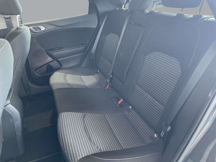 Kia XCeed 1.0 T-GDi Drive 74 kW (100 CV) Vehículo usado en Sevilla Kia XCeed 1.0 T-GDi Drive 74 kW (100 CV) Vehículo usado en Sevilla