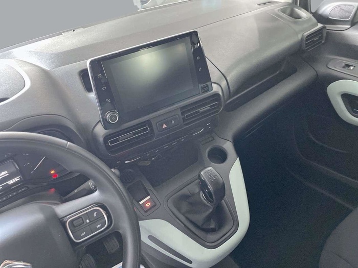 Citroen Berlingo BlueHDi 100 S&S Talla M Feel 75 kW (102 CV) Vehículo usado en Sevilla Citroen Berlingo BlueHDi 100 S&S Talla M Feel 75 kW (102 CV) Vehículo usado en Sevilla