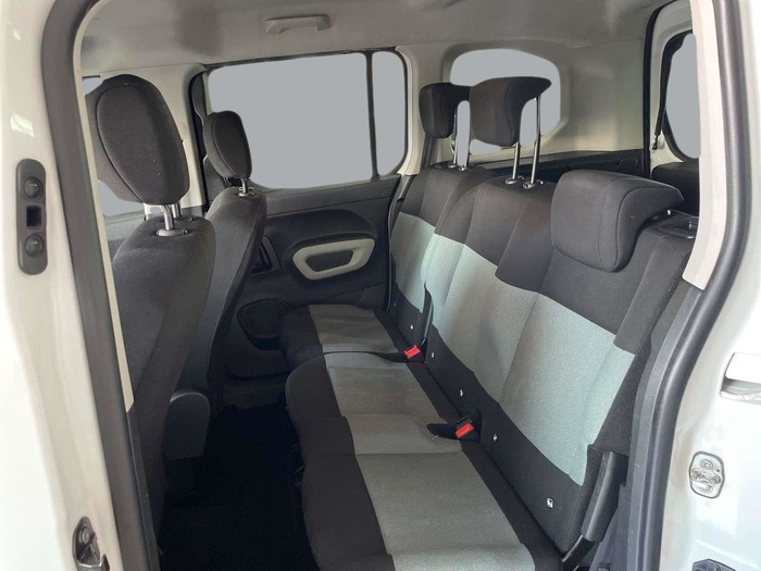 Citroen Berlingo BlueHDi 100 S&S Talla M Feel 75 kW (102 CV) Vehículo usado en Sevilla Citroen Berlingo BlueHDi 100 S&S Talla M Feel 75 kW (102 CV) Vehículo usado en Sevilla