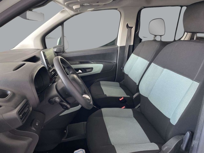 Citroen Berlingo BlueHDi 100 S&S Talla M Feel 75 kW (102 CV) Vehículo usado en Sevilla Citroen Berlingo BlueHDi 100 S&S Talla M Feel 75 kW (102 CV) Vehículo usado en Sevilla