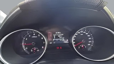 Kia Ceed 1.0 T-GDi Concept 74 kW (100 CV) 12 Kia Ceed 1.0 T-GDi Concept 74 kW (100 CV) 12