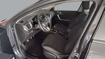 Kia Ceed 1.0 T-GDi Concept 74 kW (100 CV) 16 Kia Ceed 1.0 T-GDi Concept 74 kW (100 CV) 16