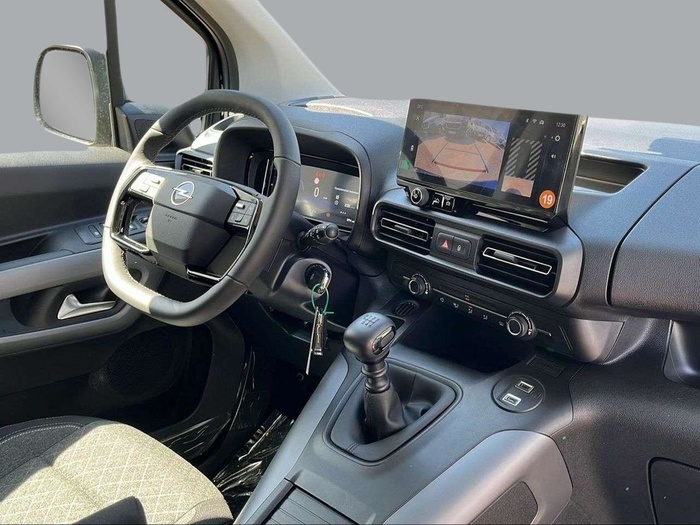 Opel Combo Combi 1.5 Td S&S 74 kW (100 CV) KM0 en Sevilla Opel Combo Combi 1.5 Td S&S 74 kW (100 CV) KM0 en Sevilla