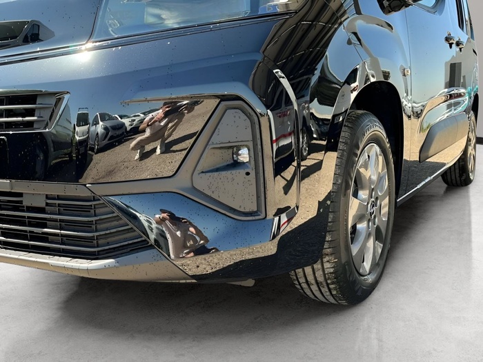 Opel Combo Combi 1.5 Td S&S 74 kW (100 CV) KM0 en Sevilla Opel Combo Combi 1.5 Td S&S 74 kW (100 CV) KM0 en Sevilla