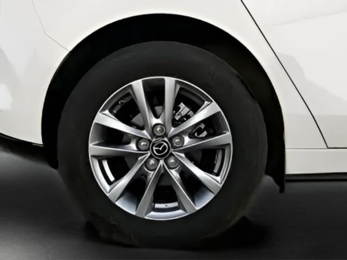 Mazda Mazda 3 2.5L E-SKY G MHEV Prime-line 103 kW (140 CV) Vehículo usado en Sevilla Mazda Mazda 3 2.5L E-SKY G MHEV Prime-line 103 kW (140 CV) Vehículo usado en Sevilla