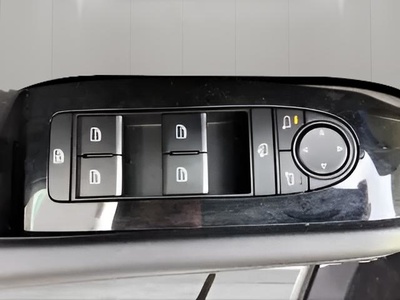 Mazda Mazda 3 2.5L E-SKY G MHEV Prime-line 103 kW (140 CV) 18 Mazda Mazda 3 2.5L E-SKY G MHEV Prime-line 103 kW (140 CV) 18