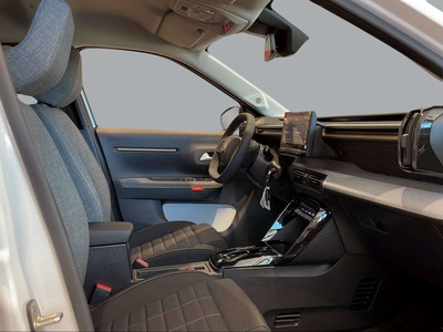 Citroen C3 Aircross Hybrid 145 Plus e-DCS6 107 kW (145 CV) 13 Citroen C3 Aircross Hybrid 145 Plus e-DCS6 107 kW (145 CV) 13