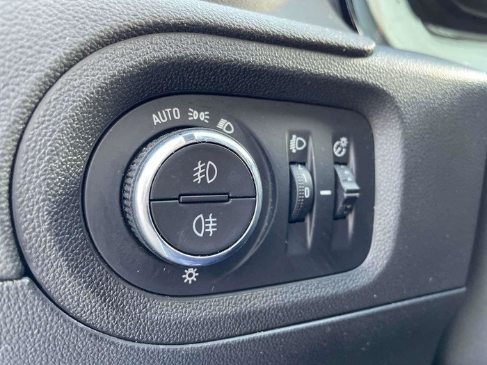 Opel Grandland X 1.5 CDTi Opel 2020 96 kW (130 CV) Vehículo usado en Sevilla Opel Grandland X 1.5 CDTi Opel 2020 96 kW (130 CV) Vehículo usado en Sevilla