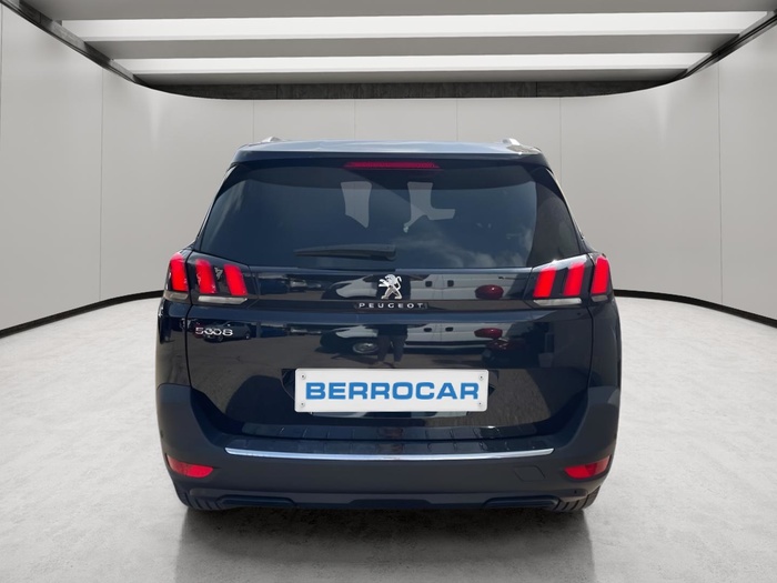 Peugeot 5008 BlueHDi 130 S&S Allure EAT8 96 kW (130 CV) Vehículo usado en Sevilla Peugeot 5008 BlueHDi 130 S&S Allure EAT8 96 kW (130 CV) Vehículo usado en Sevilla
