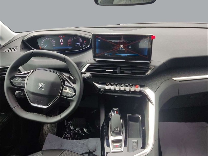 Peugeot 5008 BlueHDi 130 S&S Allure EAT8 96 kW (130 CV) Vehículo usado en Sevilla Peugeot 5008 BlueHDi 130 S&S Allure EAT8 96 kW (130 CV) Vehículo usado en Sevilla