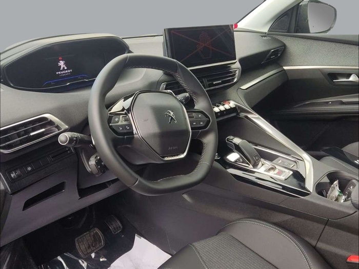 Peugeot 5008 BlueHDi 130 S&S Allure EAT8 96 kW (130 CV) Vehículo usado en Sevilla Peugeot 5008 BlueHDi 130 S&S Allure EAT8 96 kW (130 CV) Vehículo usado en Sevilla