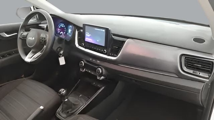 Kia Stonic 1.0 T-GDi MHEV Drive 74 kW (100 CV) Vehículo usado en Sevilla Kia Stonic 1.0 T-GDi MHEV Drive 74 kW (100 CV) Vehículo usado en Sevilla