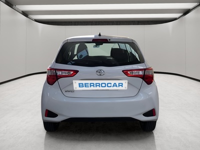 Toyota Yaris 1.0 Business 51 kW (69 CV) 4 Toyota Yaris 1.0 Business 51 kW (69 CV) 4