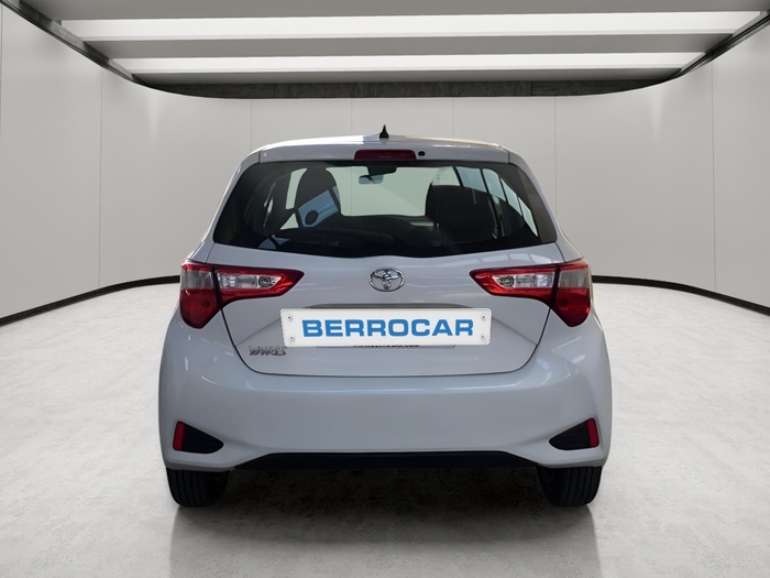 Toyota Yaris 1.0 Business 51 kW (69 CV) Vehículo usado en Sevilla Toyota Yaris 1.0 Business 51 kW (69 CV) Vehículo usado en Sevilla