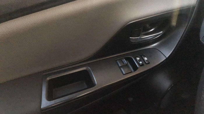 Toyota Yaris 1.0 Business 51 kW (69 CV) Vehículo usado en Sevilla Toyota Yaris 1.0 Business 51 kW (69 CV) Vehículo usado en Sevilla