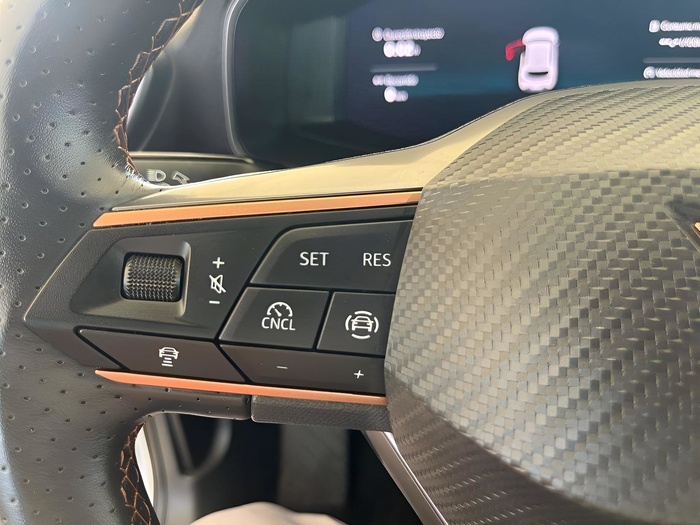 CUPRA León 1.5 TSI 110 kW (150 CV) Vehículo usado en Sevilla CUPRA León 1.5 TSI 110 kW (150 CV) Vehículo usado en Sevilla