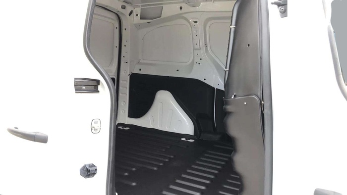 Peugeot Partner Furgón Electric Confort L1 49 kW (67 CV) Vehículo usado en Sevilla Peugeot Partner Furgón Electric Confort L1 49 kW (67 CV) Vehículo usado en Sevilla