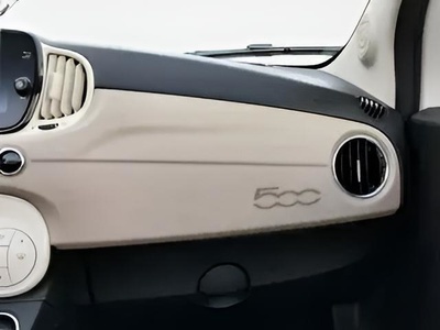 Fiat 500C 1.0 Hybrid Dolcevita 51 kW (70 CV) 18 Fiat 500C 1.0 Hybrid Dolcevita 51 kW (70 CV) 18