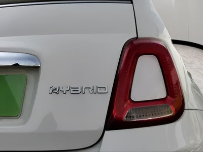 Fiat 500C 1.0 Hybrid Dolcevita 51 kW (70 CV) 8 Fiat 500C 1.0 Hybrid Dolcevita 51 kW (70 CV) 8