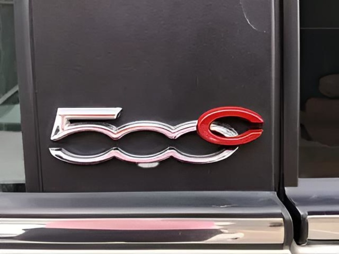 Fiat 500C 1.0 Hybrid Dolcevita 51 kW (70 CV) Vehículo usado en Sevilla Fiat 500C 1.0 Hybrid Dolcevita 51 kW (70 CV) Vehículo usado en Sevilla