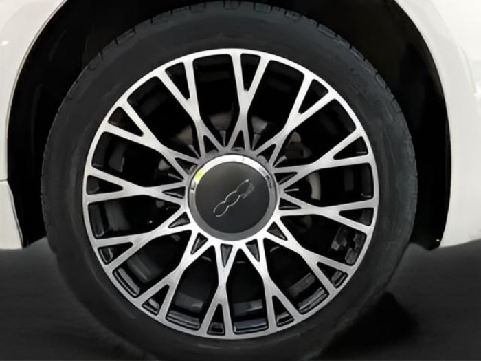 Fiat 500C 1.0 Hybrid Dolcevita 51 kW (70 CV) Vehículo usado en Sevilla Fiat 500C 1.0 Hybrid Dolcevita 51 kW (70 CV) Vehículo usado en Sevilla