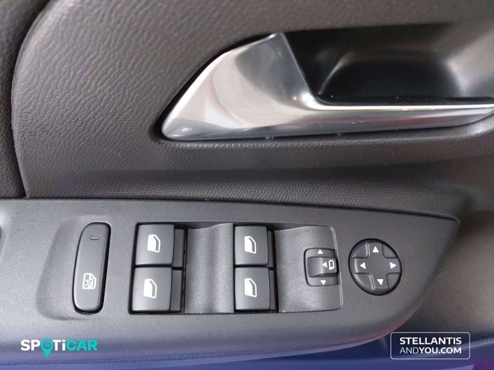 Opel Corsa 1.2 Turbo XHL Edition 74 kW (100 CV) Vehículo usado en Sevilla Opel Corsa 1.2 Turbo XHL Edition 74 kW (100 CV) Vehículo usado en Sevilla