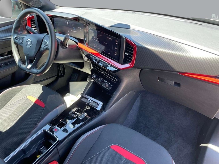 Opel Mokka-e BEV 50kWh GS Line-e 100 kW (136 CV) Vehículo usado en Sevilla Opel Mokka-e BEV 50kWh GS Line-e 100 kW (136 CV) Vehículo usado en Sevilla