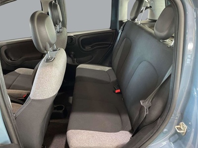Fiat Panda 1.0 Hybrid GSE City Life 51 kW (70 CV) 8 Fiat Panda 1.0 Hybrid GSE City Life 51 kW (70 CV) 8