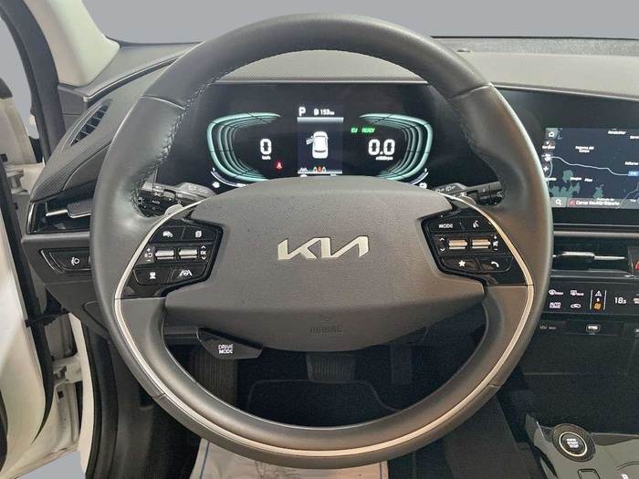 Kia Niro 1.6 GDi HEV Híbrido Drive 104 kW (141 CV) Vehículo usado en Sevilla Kia Niro 1.6 GDi HEV Híbrido Drive 104 kW (141 CV) Vehículo usado en Sevilla