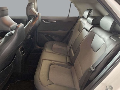 Kia Niro 1.6 GDi HEV Híbrido Drive 104 kW (141 CV) 8 Kia Niro 1.6 GDi HEV Híbrido Drive 104 kW (141 CV) 8