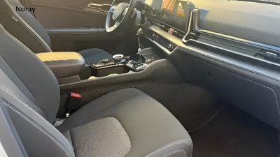 Kia Sportage 1.6 T-GDi PHEV Drive 4x4 195 kW (265 CV) 12 Kia Sportage 1.6 T-GDi PHEV Drive 4x4 195 kW (265 CV) 12