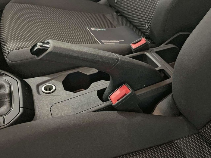 Volkswagen Taigo Life 1.0 TSI 70 kW (95 CV) Vehículo usado en Sevilla Volkswagen Taigo Life 1.0 TSI 70 kW (95 CV) Vehículo usado en Sevilla