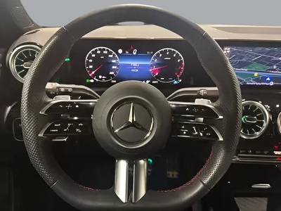 Mercedes-Benz Clase A 180 100 kW (136 CV) 14 Mercedes-Benz Clase A 180 100 kW (136 CV) 14